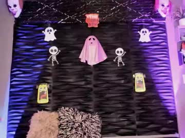 See _lustyles_ online Now @ nsfw.pw