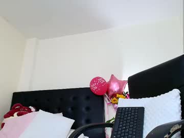 See Amabella_w online Now @ nsfw.pw