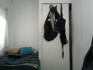 See Andresdelews online Now @ nsfw.pw