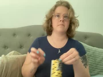 See Angeloflight273360 online Now @ nsfw.pw