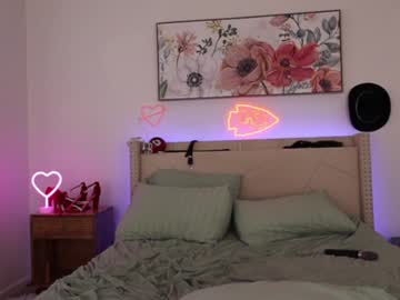 See Ari_lovexo online Now @ nsfw.pw