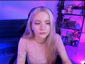 See Aurorawrenfield online Now @ nsfw.pw