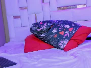 See Aziel_hotboy online Now @ nsfw.pw