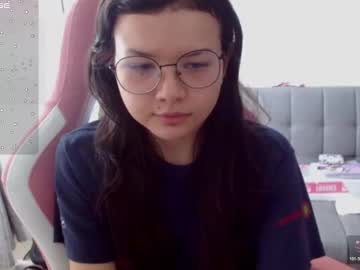 See Azu_chan online Now @ nsfw.pw