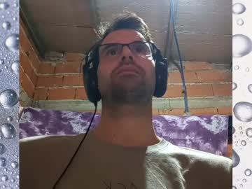 See Banana_argen_15 online Now @ nsfw.pw