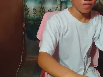 See Baninay810654 online Now @ nsfw.pw