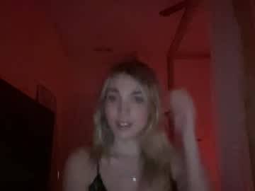 See Bellaxrxx online Now @ nsfw.pw