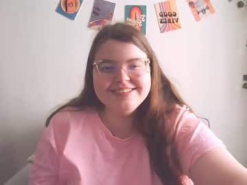 See Brattyprincess_emma online Now @ nsfw.pw