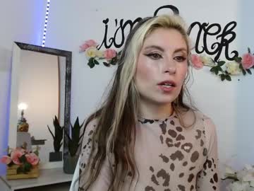 See Brianna_smoke online Now @ nsfw.pw