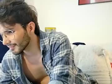 See Camilosaennz online Now @ nsfw.pw