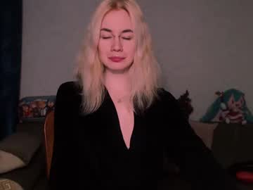 See Carinfox online Now @ nsfw.pw