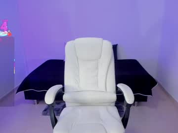 See Charlotte_jones21 online Now @ nsfw.pw