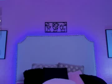 See Charlotte_kisss online Now @ nsfw.pw