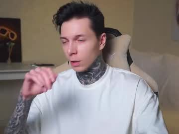 See Chillguy2k online Now @ nsfw.pw