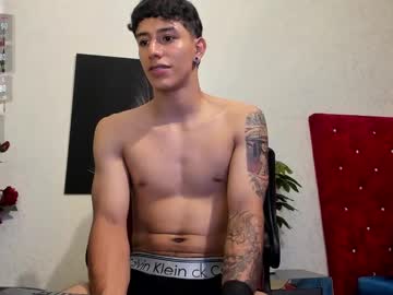 See Cristopher23_ online Now @ nsfw.pw