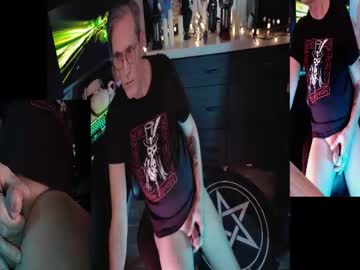 See D_j_strokes online Now @ nsfw.pw