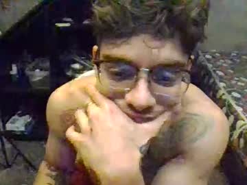 See Dany_kyng online Now @ nsfw.pw