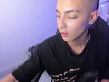 See Dereck_boy8 online Now @ nsfw.pw