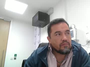 See Edwill13 online Now @ nsfw.pw