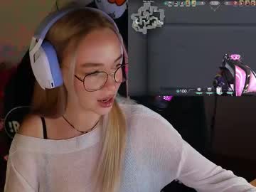 See Emili1_bc online Now @ nsfw.pw