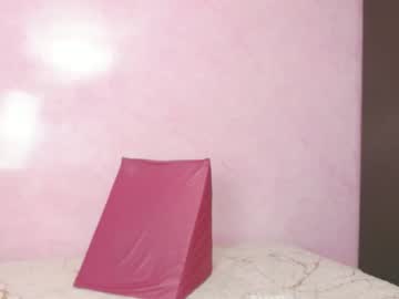 See Emily_414 online Now @ nsfw.pw