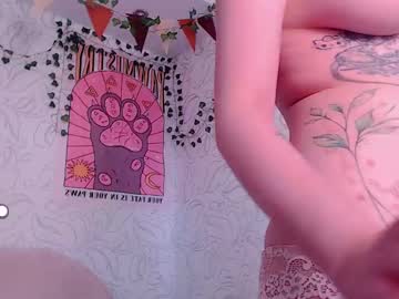 See Emmae__ online Now @ nsfw.pw