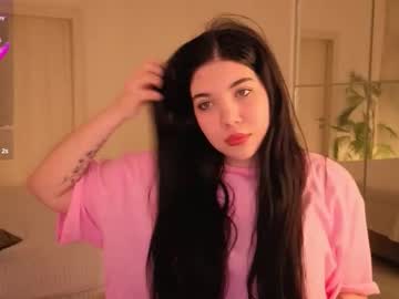 See Freyafond online Now @ nsfw.pw