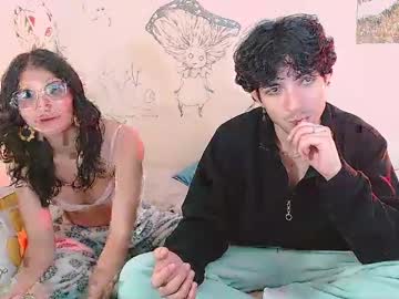 See Gaia_16 online Now @ nsfw.pw