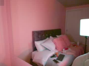 See Goddess_martina online Now @ nsfw.pw