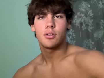 See Harryking1 online Now @ nsfw.pw