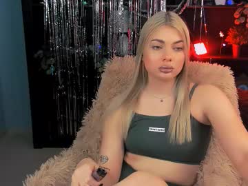 See Hyileyclark online Now @ nsfw.pw