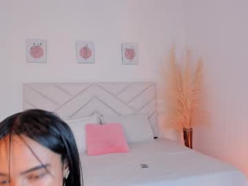 See Iam_cami online Now @ nsfw.pw