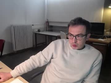 See Ironchrome online Now @ nsfw.pw