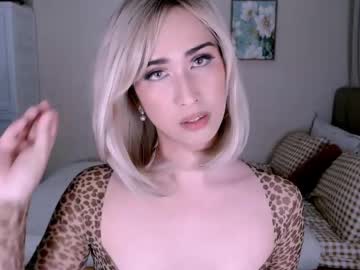 See Juliarichards online Now @ nsfw.pw