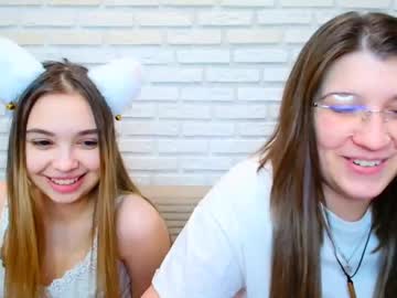 See Jullymood online Now @ nsfw.pw