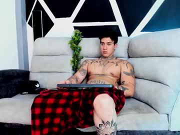 See Justinfuller_31 online Now @ nsfw.pw