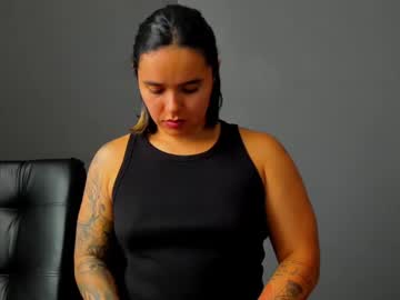 See Karlyjons_ online Now @ nsfw.pw