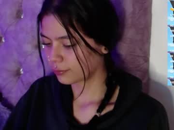 See Kiki_cams online Now @ nsfw.pw