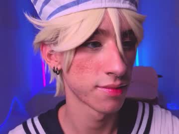 See Kitsuneplay_ online Now @ nsfw.pw