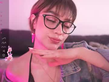 See Lia_mackenzie online Now @ nsfw.pw
