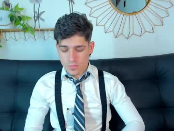 See Liamduvall online Now @ nsfw.pw