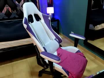 See Linda4petite online Now @ nsfw.pw