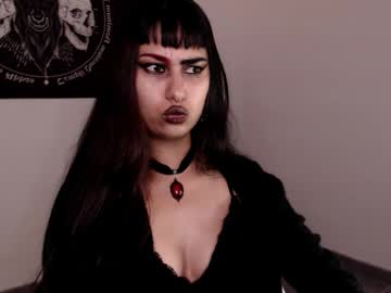 See Littleluciferrr online Now @ nsfw.pw
