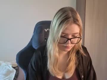 See Logandrive online Now @ nsfw.pw