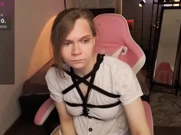 See Loral_avery online Now @ nsfw.pw