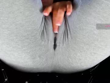 See Love_hard_kiru online Now @ nsfw.pw