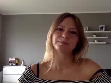 See Lux_millie online Now @ nsfw.pw