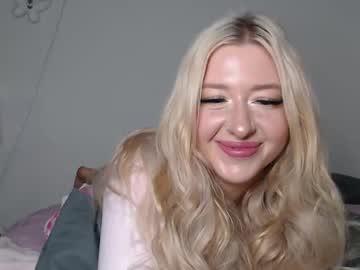 See Maddysumersxx online Now @ nsfw.pw