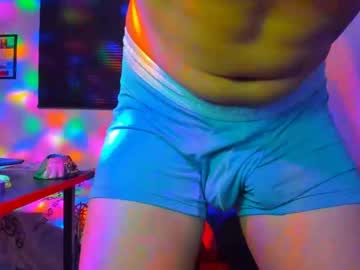 See Maxowens_oficial online Now @ nsfw.pw