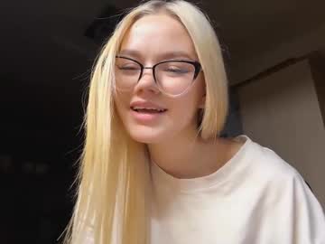 See Megganskurski online Now @ nsfw.pw